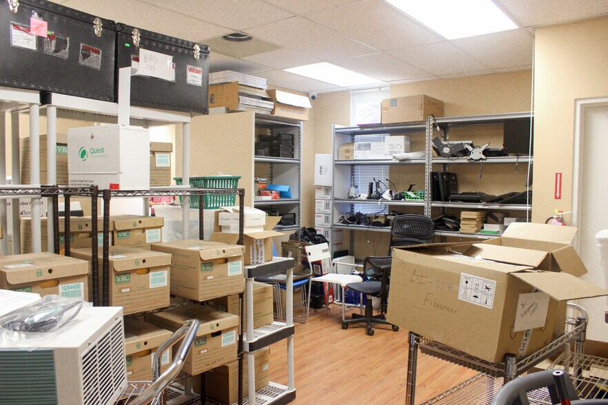 More Photos Of 804 N Belcher Rd, Clearwater Office For Sale