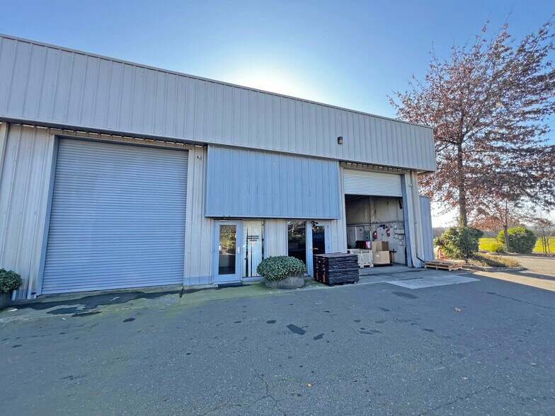 Primary Photo Of 3381 Mcmaude Pl, Santa Rosa Light Manufacturing For Lease