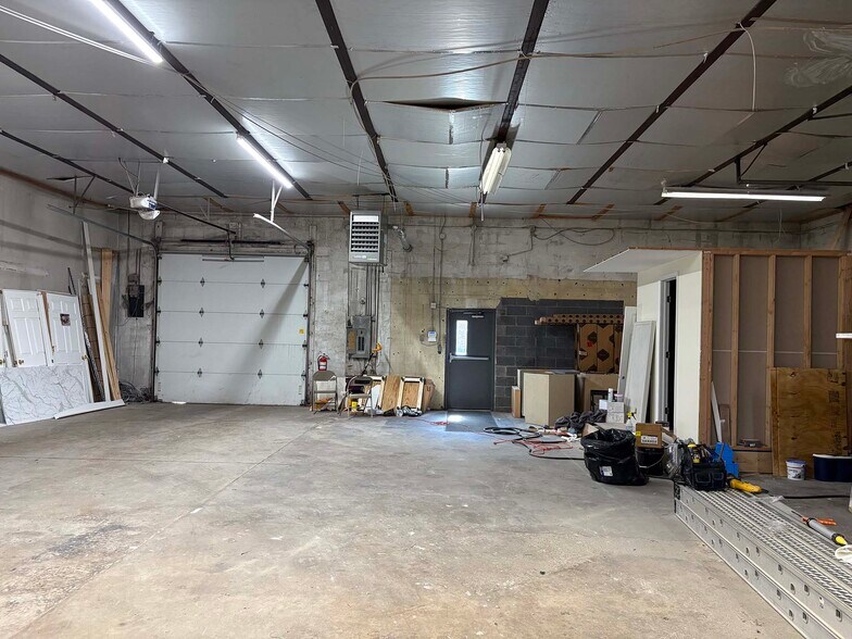 More Photos Of 934 Wyoming Ave, Forty Fort Freestanding For Sale