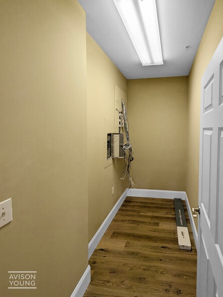 More Photos Of 318 Creekstone Rdg, Woodstock Medical For Lease