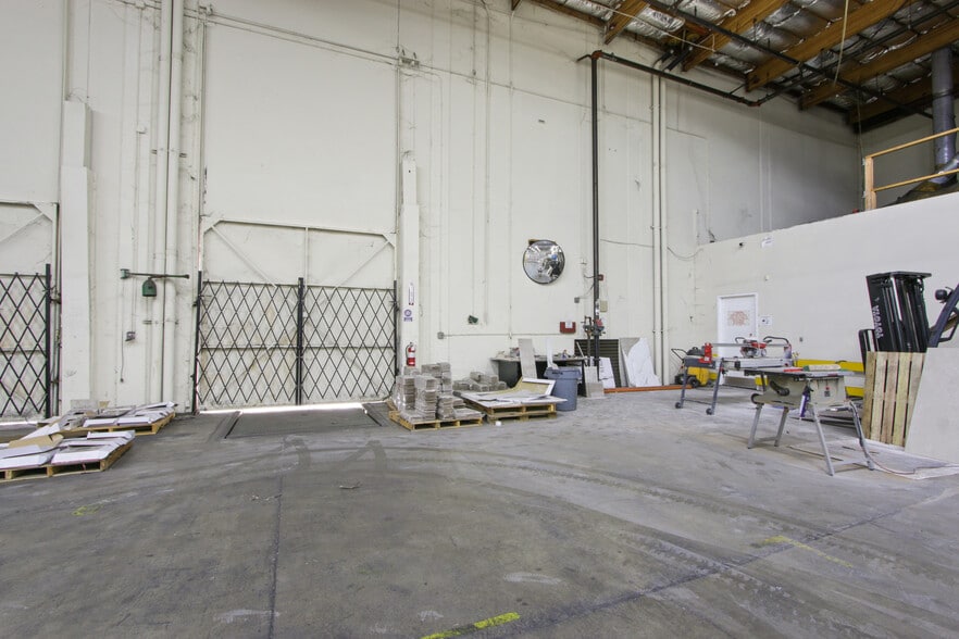 More Photos Of 5455 E La Palma Ave, Anaheim Manufacturing For Lease
