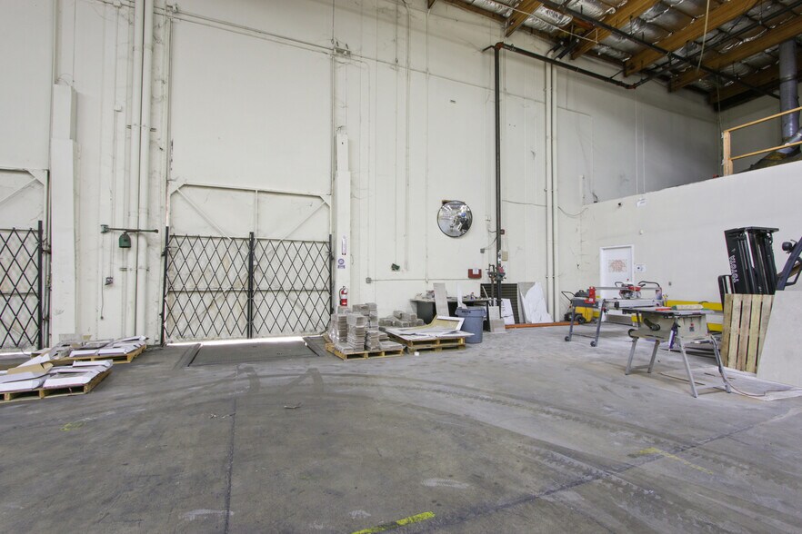 More Photos Of 5455 E La Palma Ave, Anaheim Manufacturing For Lease