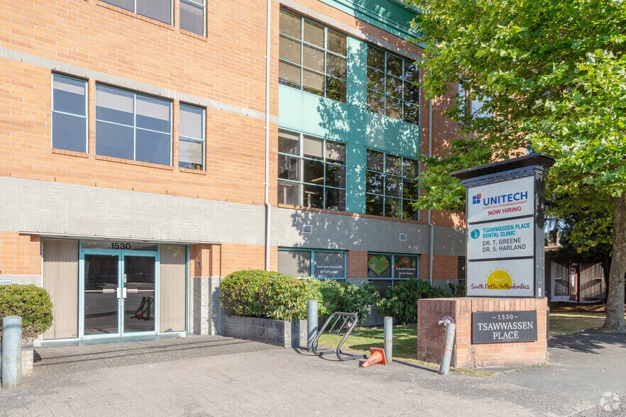 More Photos Of 1530 56th St, Delta Office For Lease