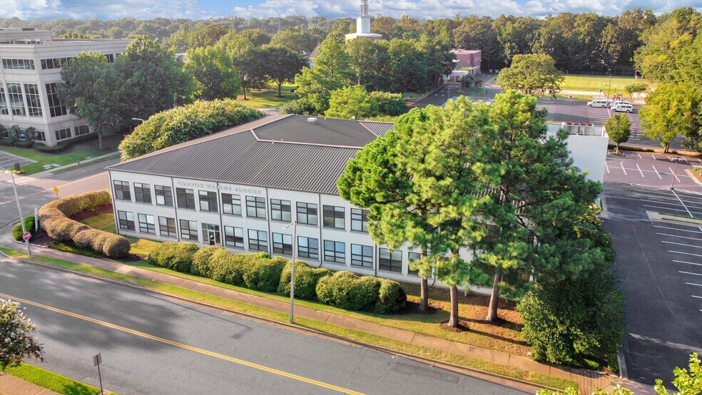 More Photos Of 756-765 Ridge Lake Blvd, Memphis Medical For Lease