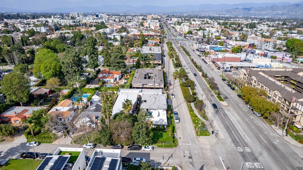 More Photos Of 11001 Hortense St, West Toluca Lake Apartments For Sale