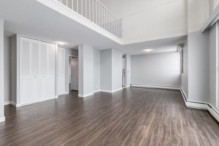 More Photos Of 2105 90 Av SW, Calgary Apartments For Lease