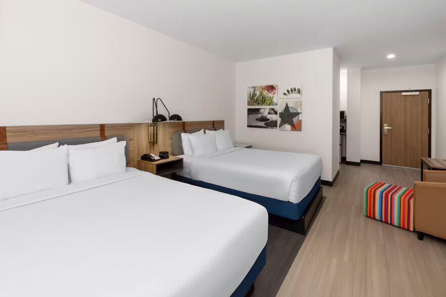 More Photos Of 3470 Joe Battle Blvd, El Paso Hotel For Sale