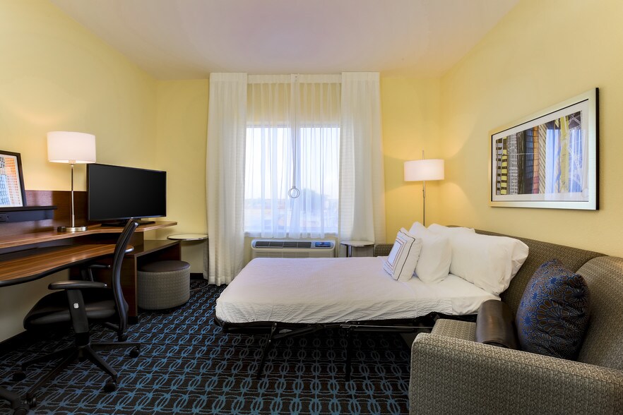 More Photos Of 5207 Big Spring Hwy, Snyder Hotel For Sale