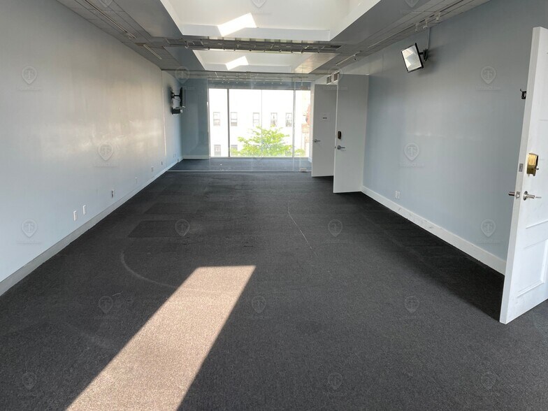 More Photos Of 1908 Coney Island Ave, Brooklyn Medical For Sale