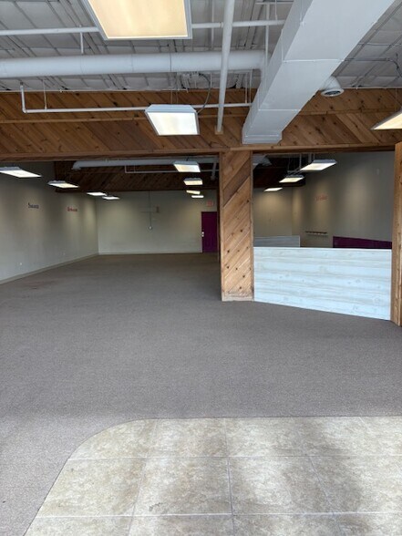 More Photos Of 145-153 Sayton Rd, Fox Lake Unknown For Lease