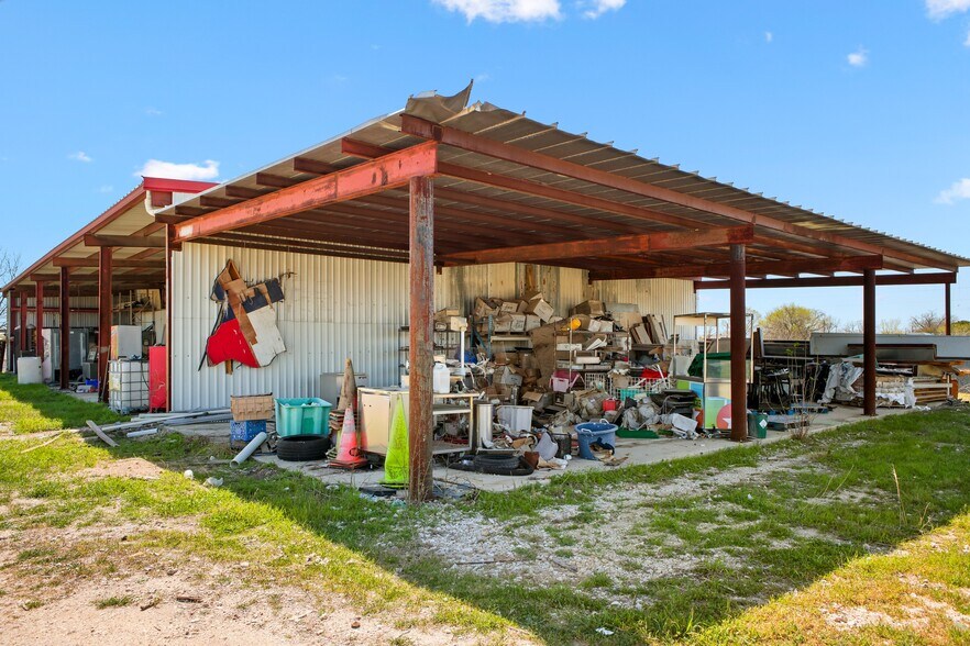 More Photos Of 5075 Highway 21, San Marcos Warehouse For Sale