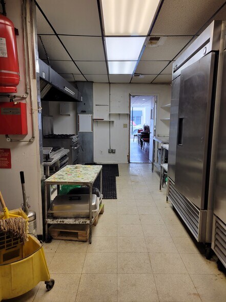 More Photos Of 5349-5353 W Belmont Ave, Chicago Storefront For Sale