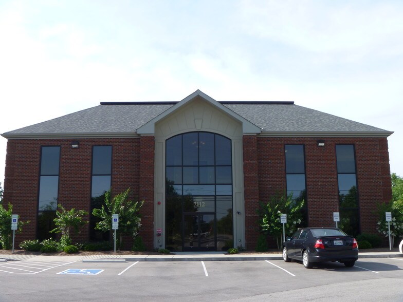 Primary Photo Of 7112 Crossroads Blvd, Brentwood Office For Lease