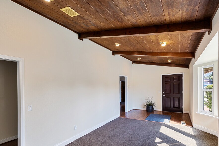 More Photos Of 1215 Plumas St, Yuba City Office For Sale