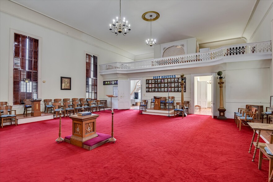 More Photos Of 205 E Liberty St, Washington Religious Facility For Sale