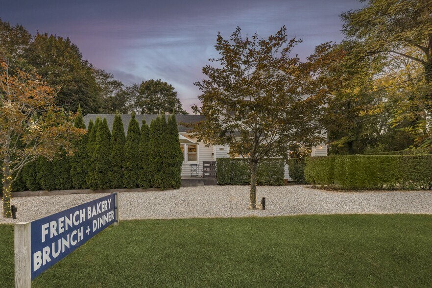 More Photos Of 1970 Montauk Hwy, Bridgehampton Restaurant For Sale