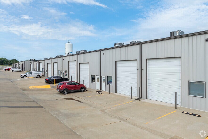 More Photos Of 14060 S Peoria Ave, Glenpool Unknown For Lease