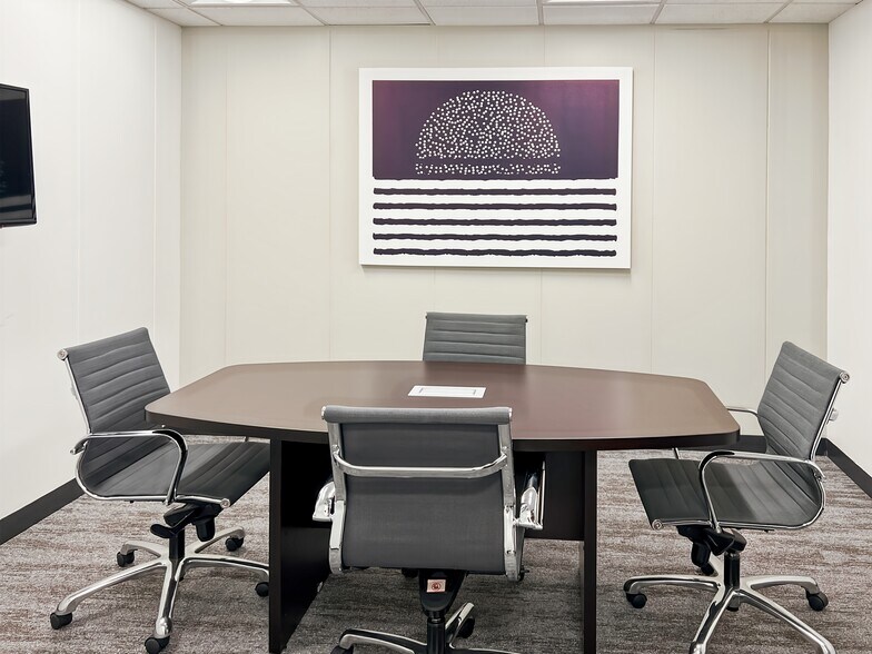 More Photos Of 1200 Valley West Dr, West Des Moines Coworking Space
