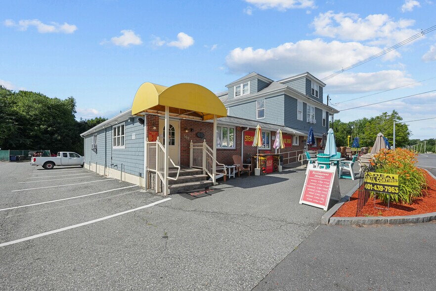 More Photos Of 569 Winthrop St, Rehoboth General Retail For Sale