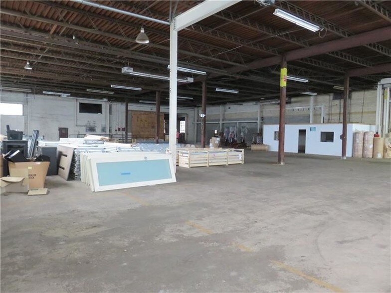 More Photos Of 416 Pittsburgh Cir, Ellwood City Warehouse For Sale
