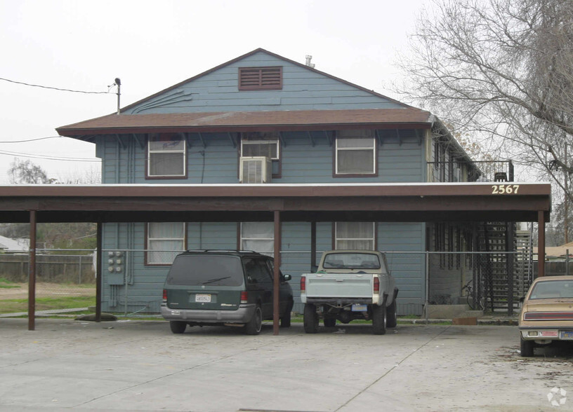 Primary Photo Of 2567 S Rowell Ave, Fresno Apartments For Sale