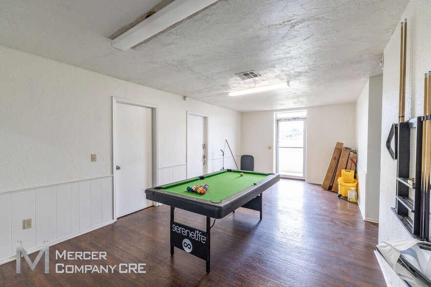 More Photos Of 2100 S I 35 Service Rd, Oklahoma City Warehouse For Lease