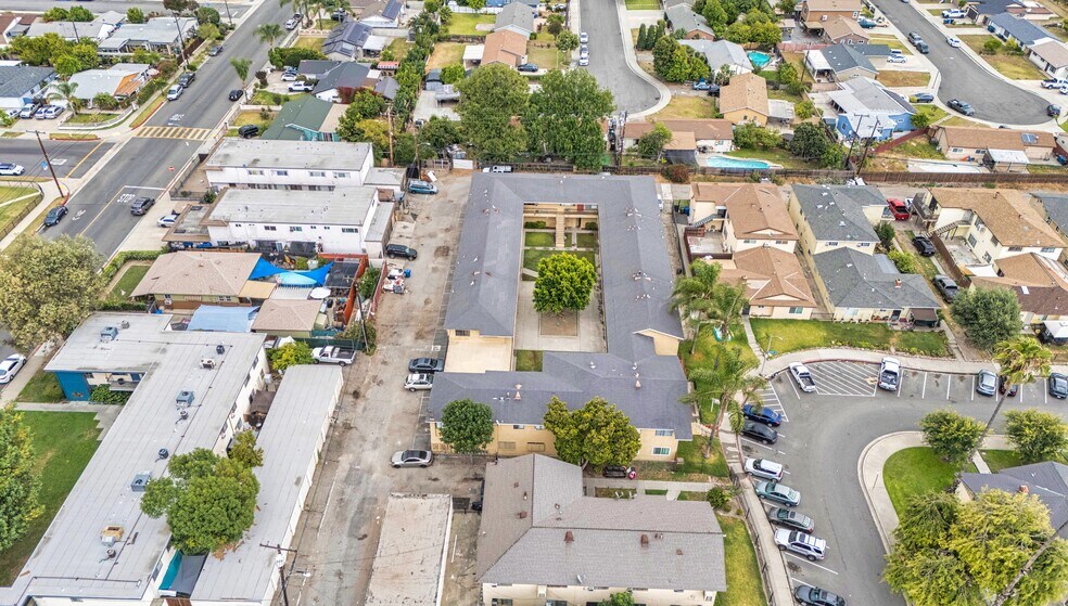 More Photos Of 383 Orchid Ln, Pomona Apartments For Sale