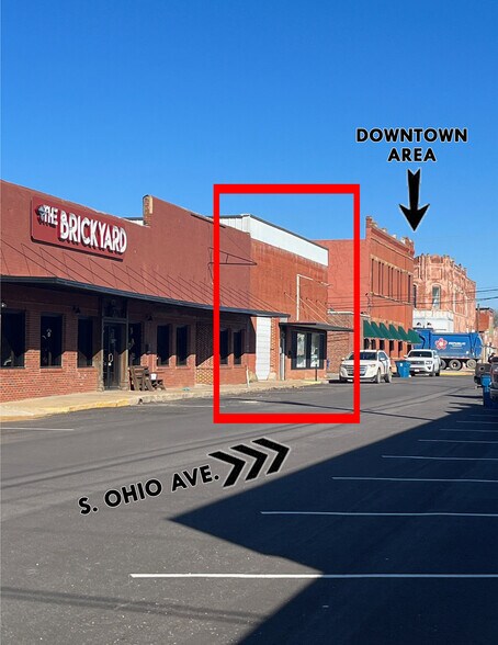 More Photos Of 135 S Ohio Ave, Atoka Flex For Sale