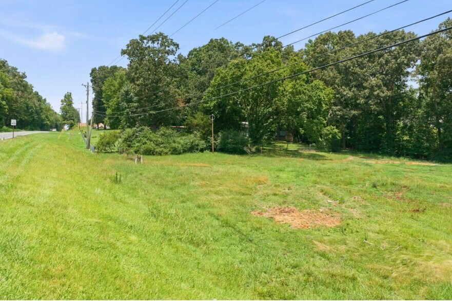 More Photos Of 1284 Highway 96 N, Fairview Land For Sale