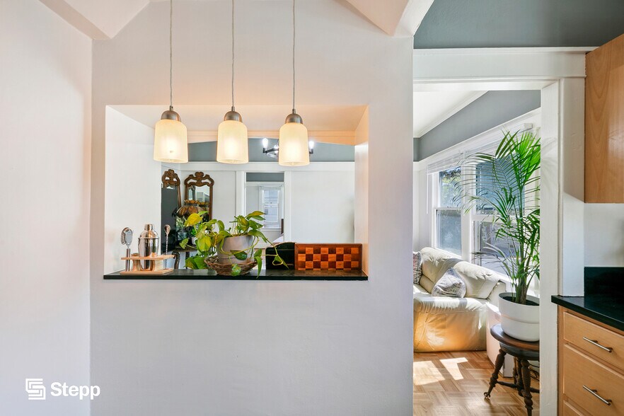 More Photos Of 226-248 Gaviota Ave, Long Beach, Long Beach Apartments For Sale