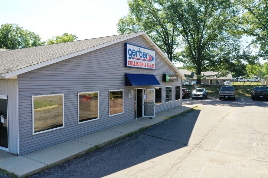 More Photos Of 291 12th St, Plainwell Auto Repair For Sale