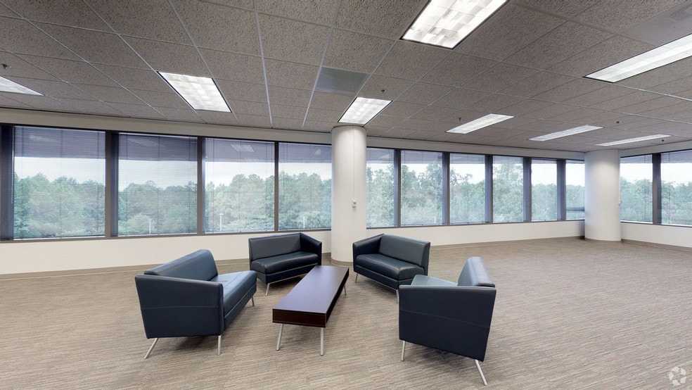 More Photos Of 3200 Windy Hill Rd SE, Atlanta Office For Lease