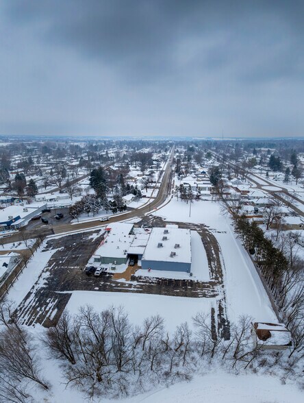 More Photos Of 720 N Wisconsin Ave, Elkhorn Restaurant For Sale