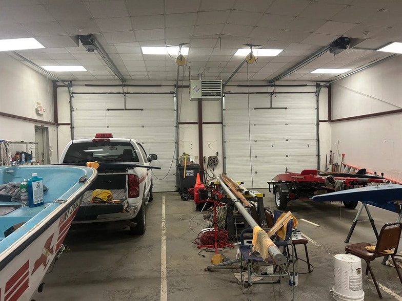 More Photos Of 122 1st Ave, Waterford Flex For Sale