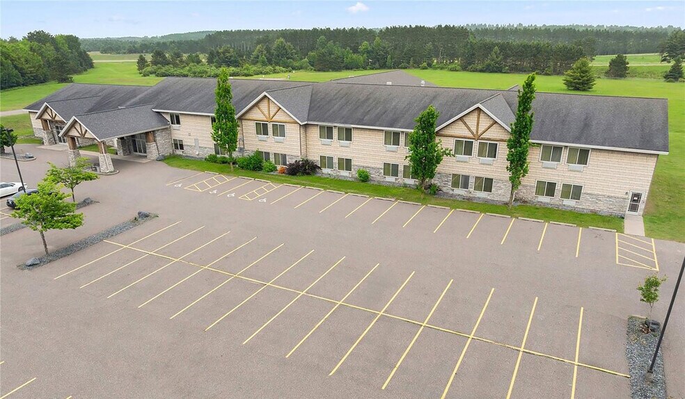 More Photos Of 1738 Comfort Dr, Tomahawk Hotel For Sale