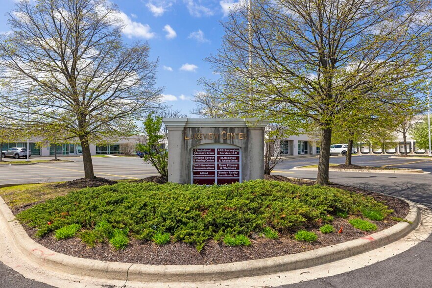 More Photos Of 1211-1231 W Lakeview Ct, Romeoville Medical For Sale