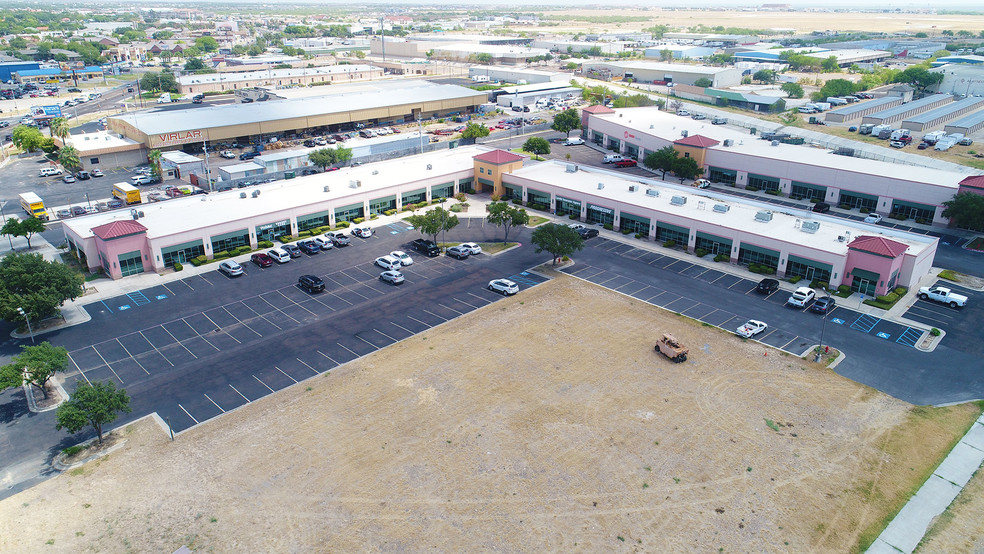 Primary Photo Of 5711 McPherson Rd, Laredo Research And Development For Lease