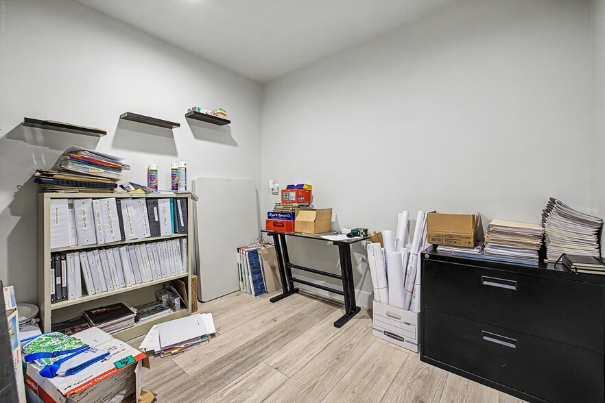More Photos Of 6470 W Desert Inn Rd, Las Vegas Medical For Sale
