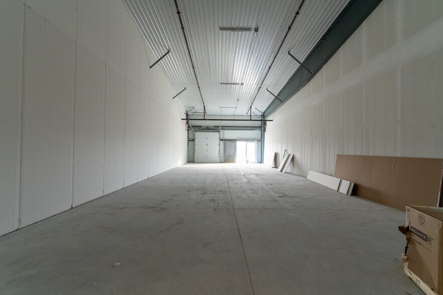More Photos Of 595 1st St, Hanover Warehouse For Lease