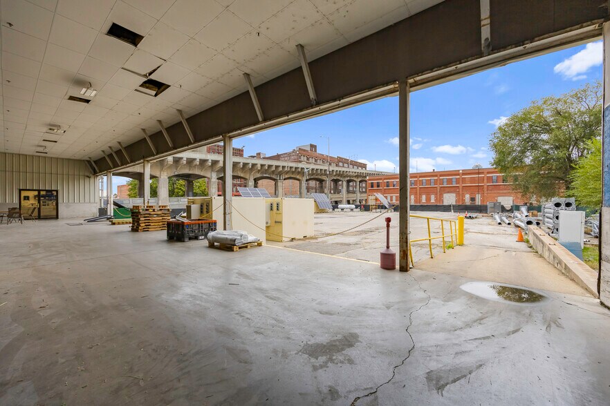 More Photos Of 1315 W 12th St, Kansas City Warehouse For Sale