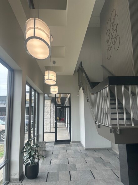 More Photos Of 5702 S Staples, Corpus Christi Unknown For Lease