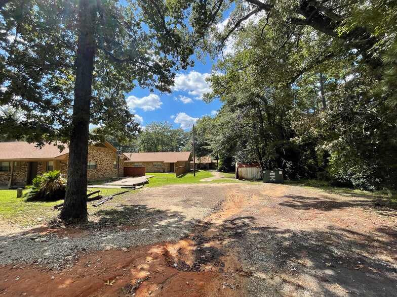 More Photos Of 704 Cline St, Huntsville Apartments For Sale