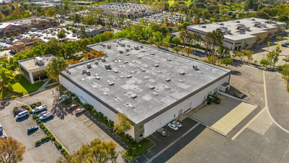 More Photos Of 5775-5785 Lindero Canyon Rd, Westlake Vlg, Westlake Village Warehouse For Lease
