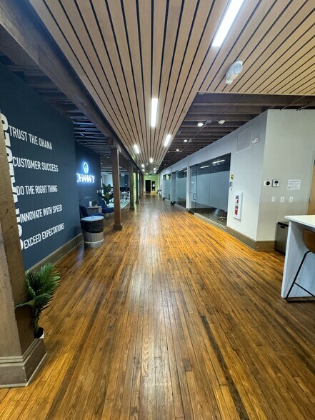 More Photos Of 21 S Front St, Wilmington Office For Lease