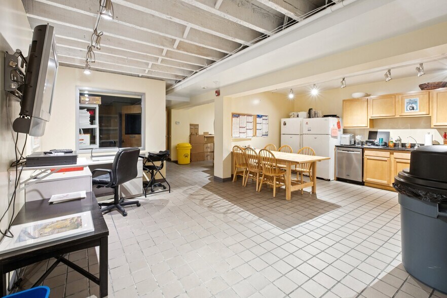 More Photos Of , Narberth Office For Sale