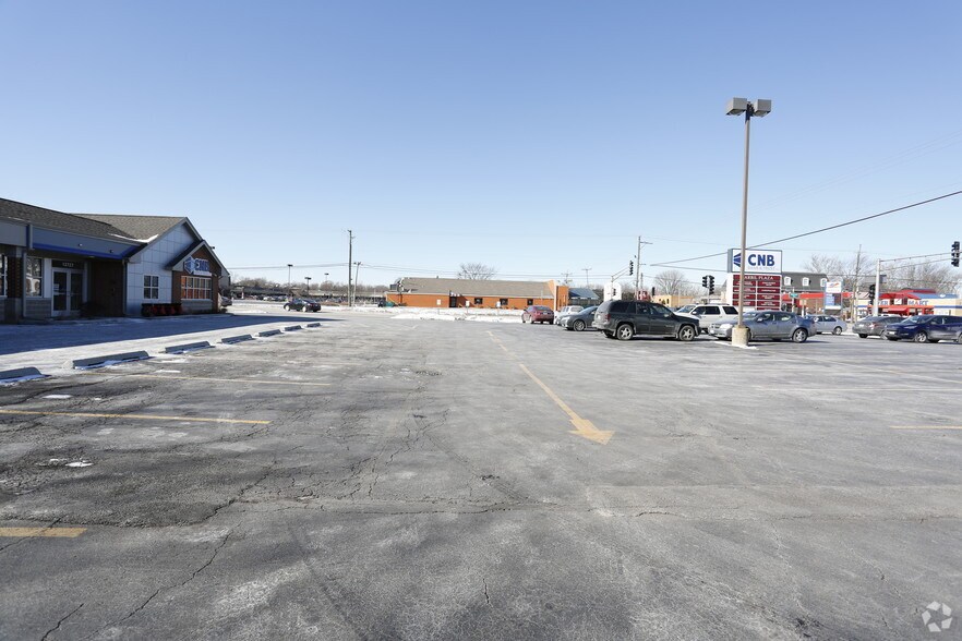 More Photos Of 12701-12729 S Ridgeland Ave, Palos Heights Unknown For Lease