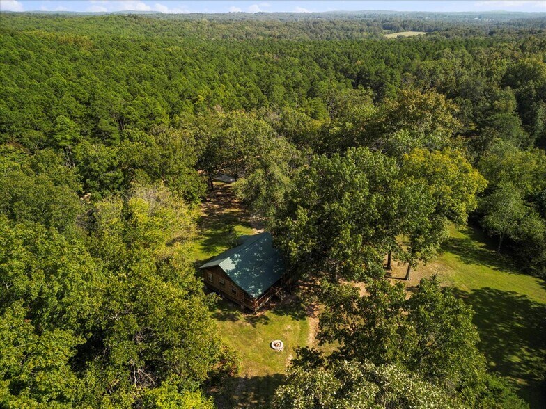 More Photos Of 1300 County Road 113 rd, Alton Specialty For Sale