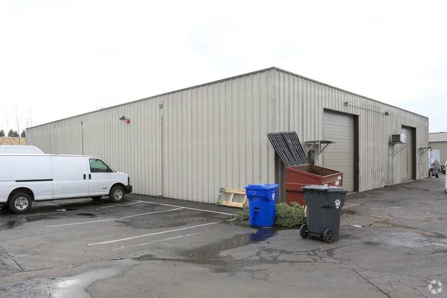 More Photos Of 912 Enterprise Way, Napa Warehouse For Lease