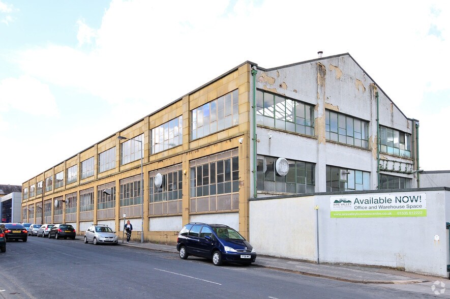 More Photos Of Lawkholme Ln, Keighley Manufacturing For Lease