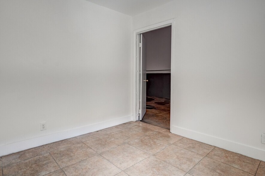 More Photos Of 14080-14118 SW 139th Ct, Miami Light Manufacturing For Lease